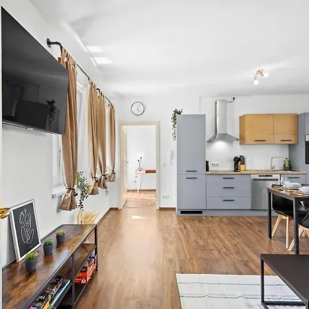 아파트 Kuelhome - Zentrale Und Ruhige Mit Kueche 참