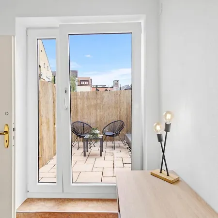 Kuelhome - Zentrale Und Ruhige Mit Kueche 아파트
